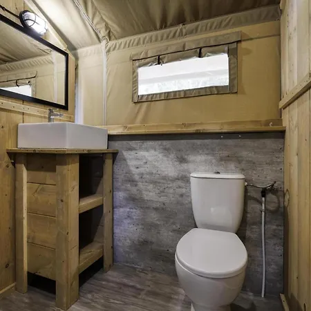 Comet Glamping Tent, Ardennes Апартаменты *