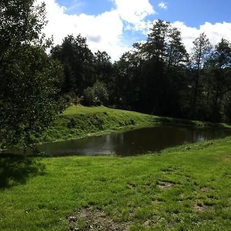 Comet Glamping Tent, Ardennes Апартаменты