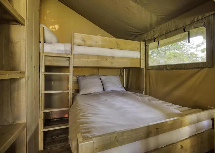 Comet Glamping Tent, Ardennes